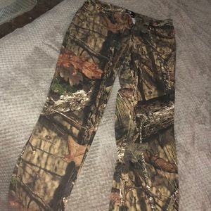 Missy oak hunting pants.